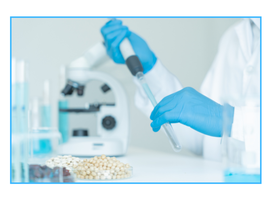 Im Labor wird eine Untersuchung von Trinkwasser gemacht