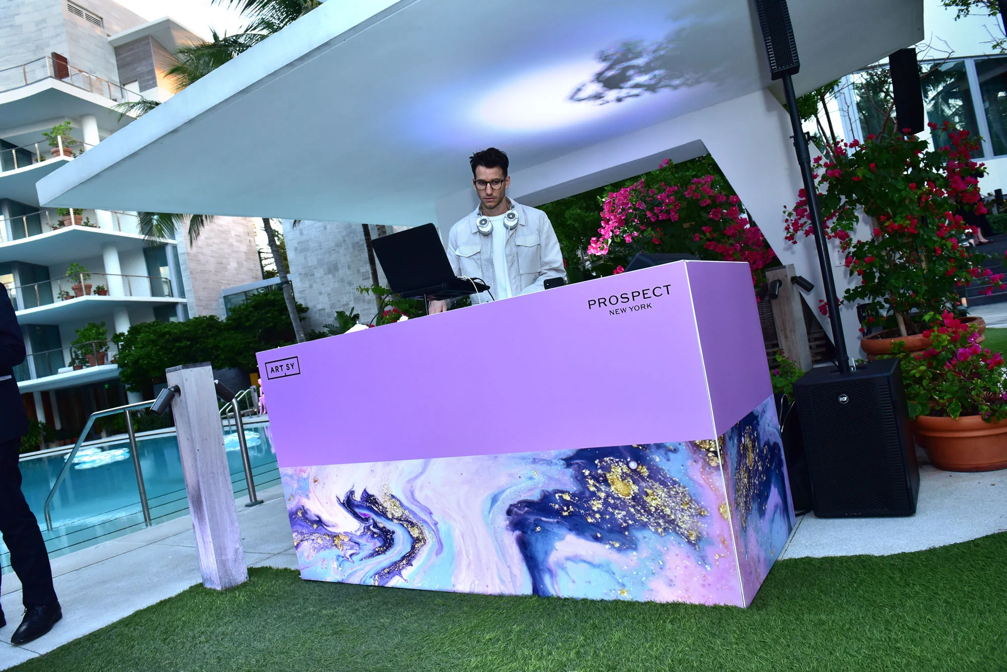 artsy-art-basel-miami-04.jpg