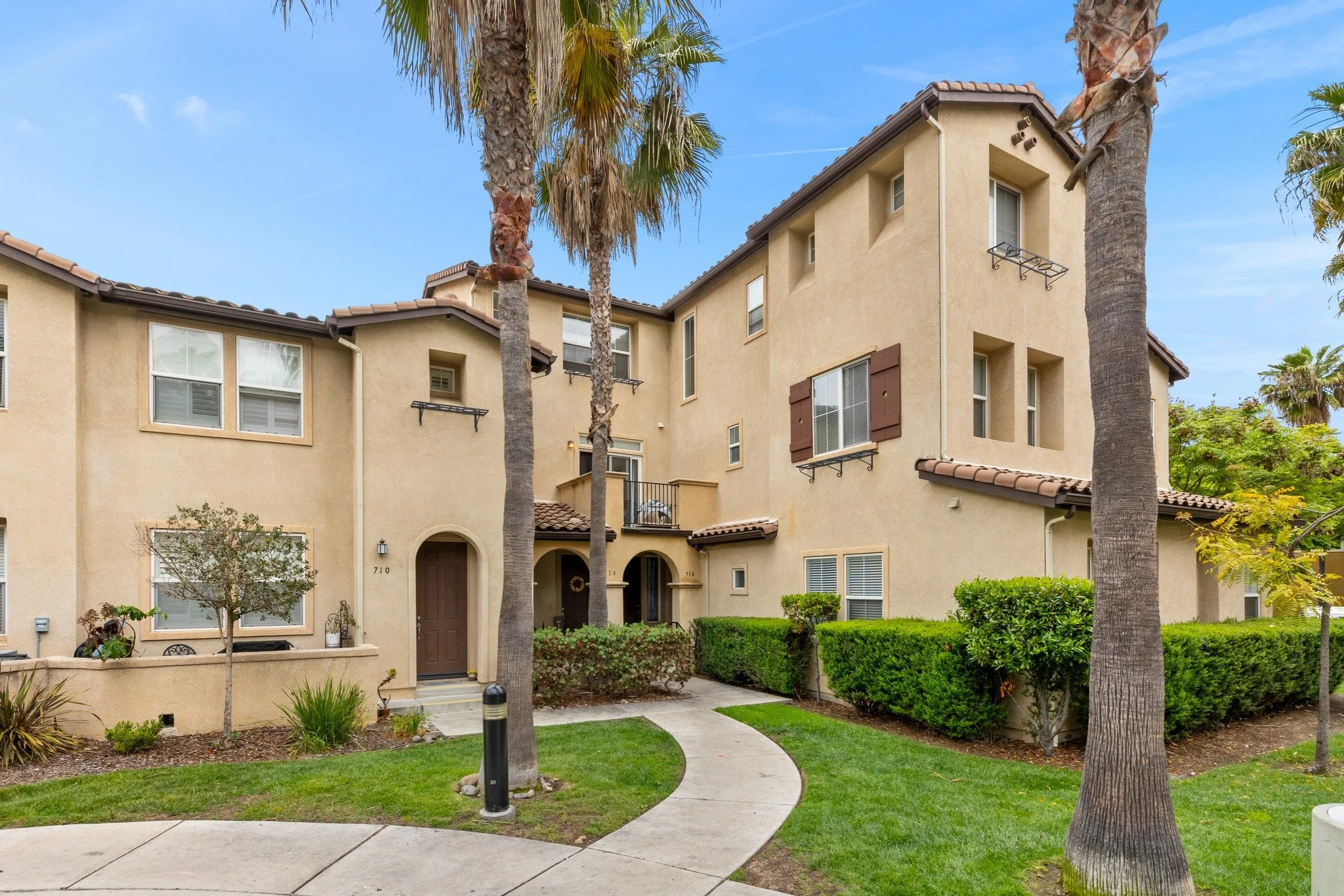 Recent condo photoshoot in San Diego, CA 📸🏡

DM us to book a photoshoot for your listing!

#sandiegorealestate #carlsbadrealestate #OceansideRealEstate #beautifullistings