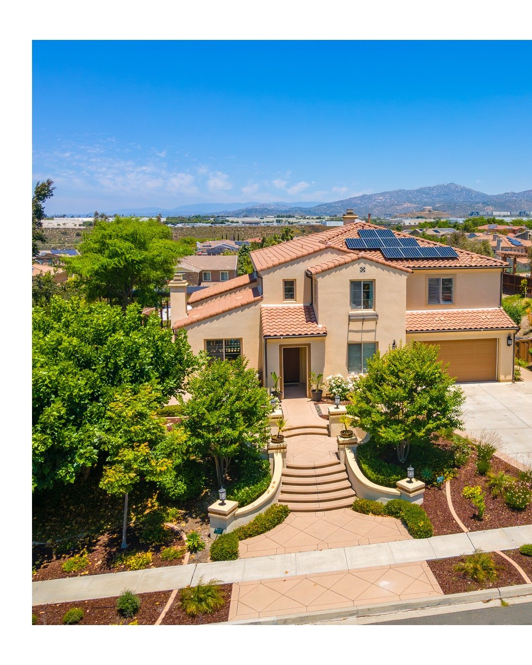 Your listing photos are the first showing most buyers will ever see.

This Poway home got the full treatment, bright, true-to-space images that help it stand out from the first scroll. Delivered fast so it launched while the market was paying attenti