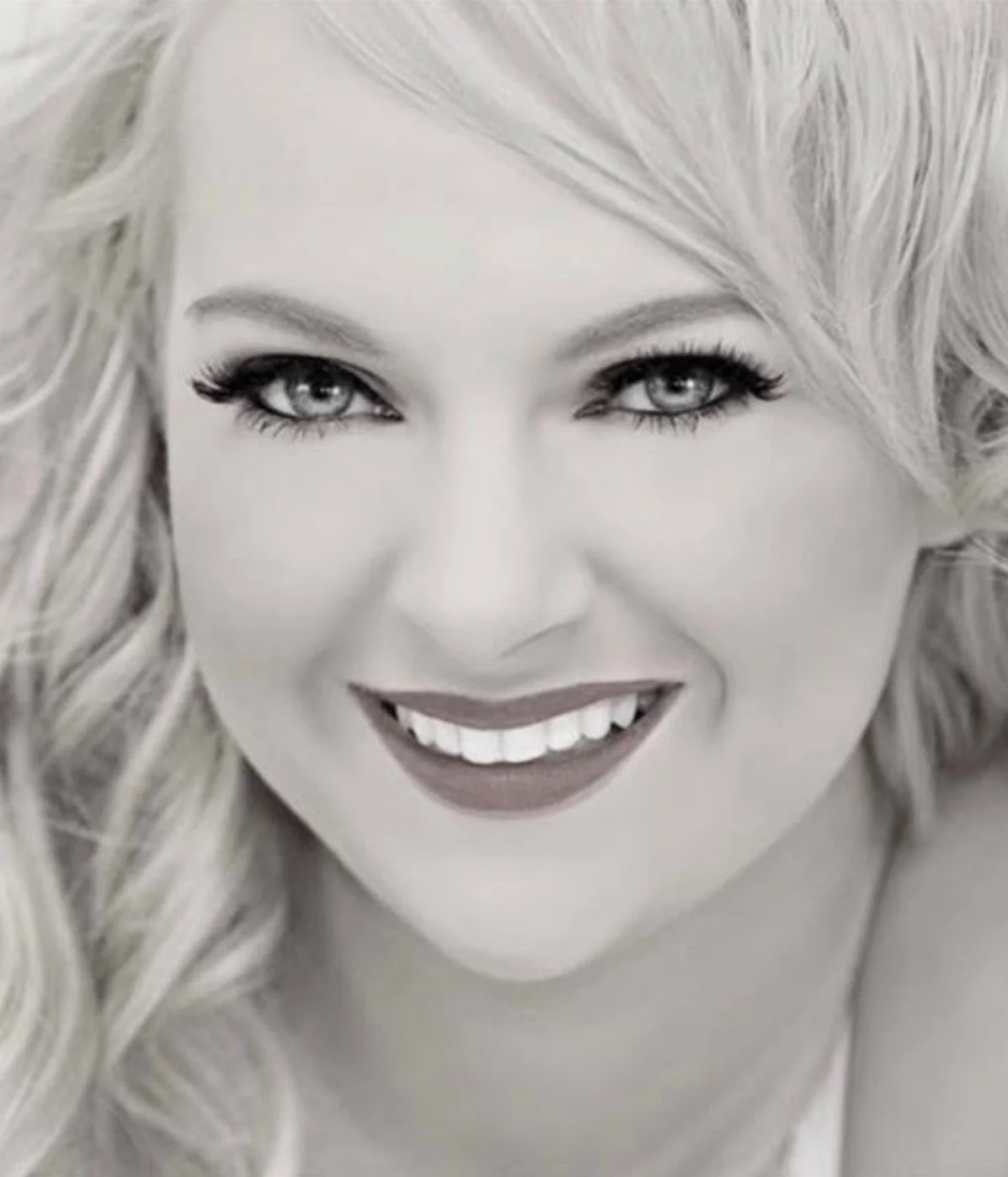 Crystal has 11 years of experience helping clients obtain their skin care goals.