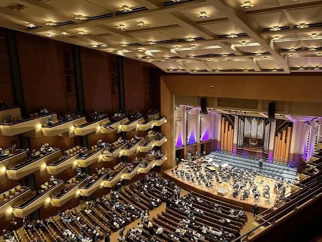 Seattle Symphony - Hook Live in Concert