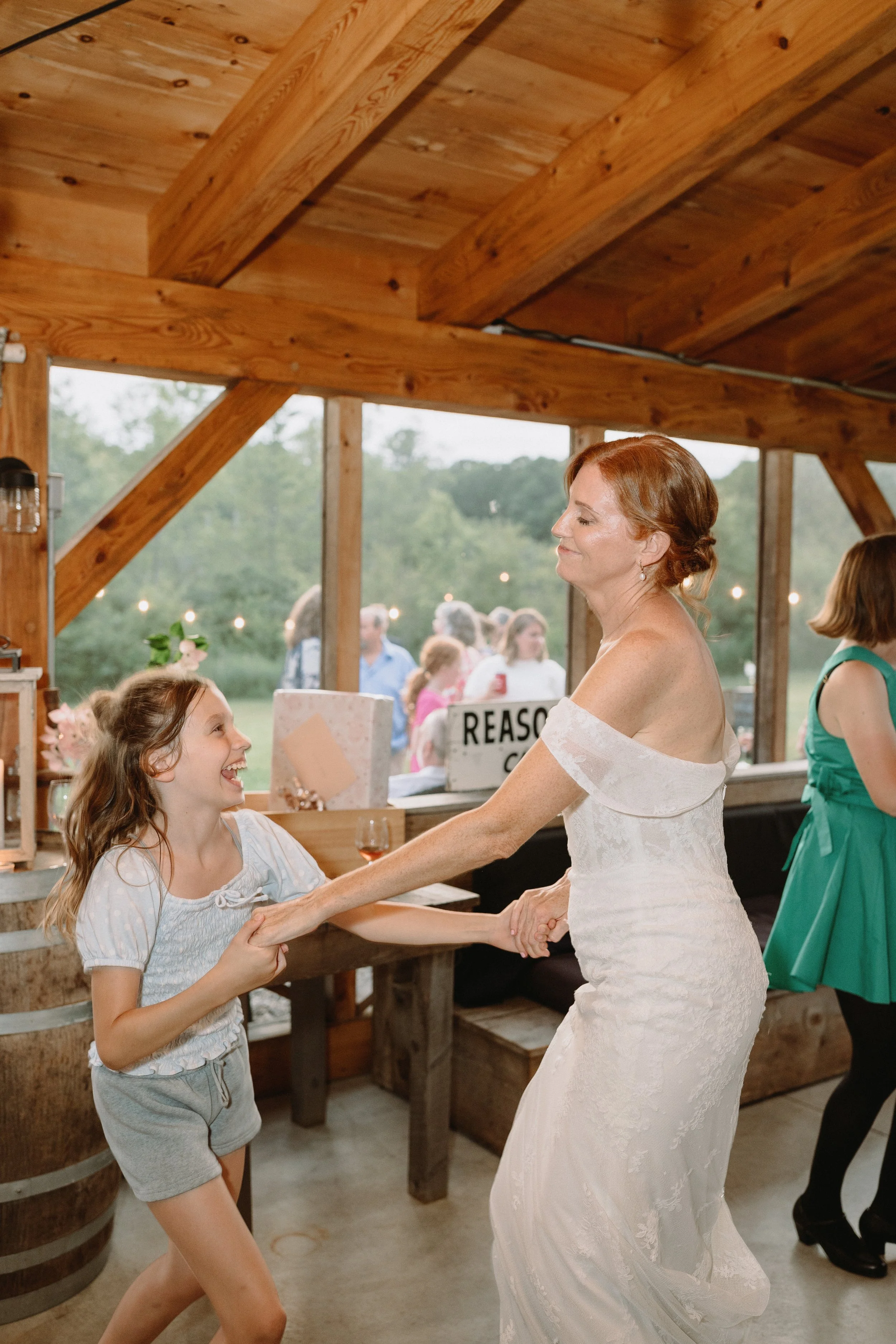  Alanna Hogan Photography 