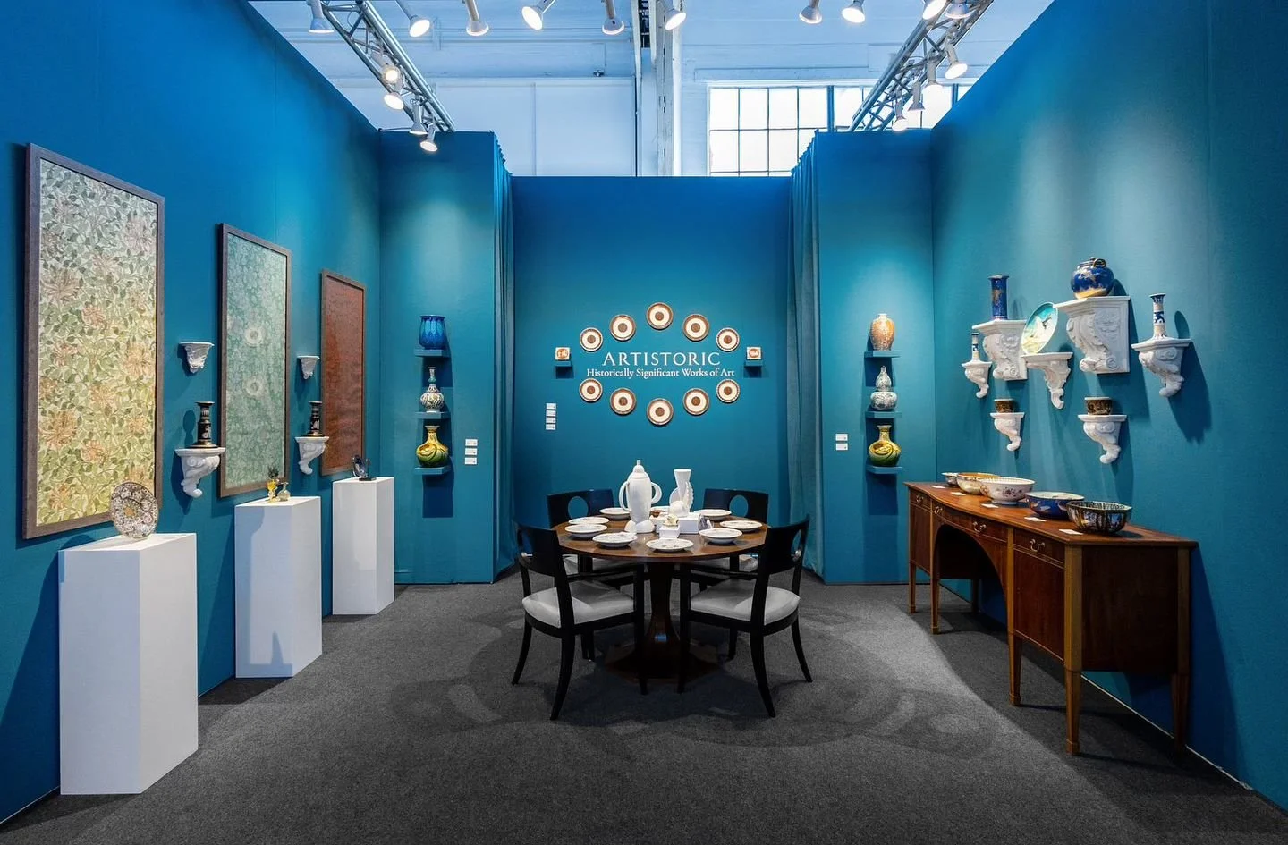 One year ago: the @sffallshow booth I designed for @artistoric_co, a New York based decorative arts gallery. The theme of this year&rsquo;s show was &ldquo;La Dolce Vita&rdquo; so an emphasis was placed on Italian items from the gallery&rsquo;s colle