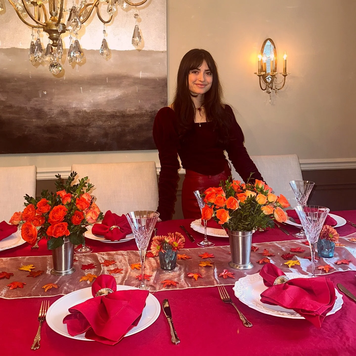 Accidentally dressed like Countess Elizabeth B&aacute;thory while decorating the Thanksgiving table yesterday 🥀 My sweet father picked boxwood pieces for me in the rain to fill in the three rose arrangements, and my sweet mother let me steal all the
