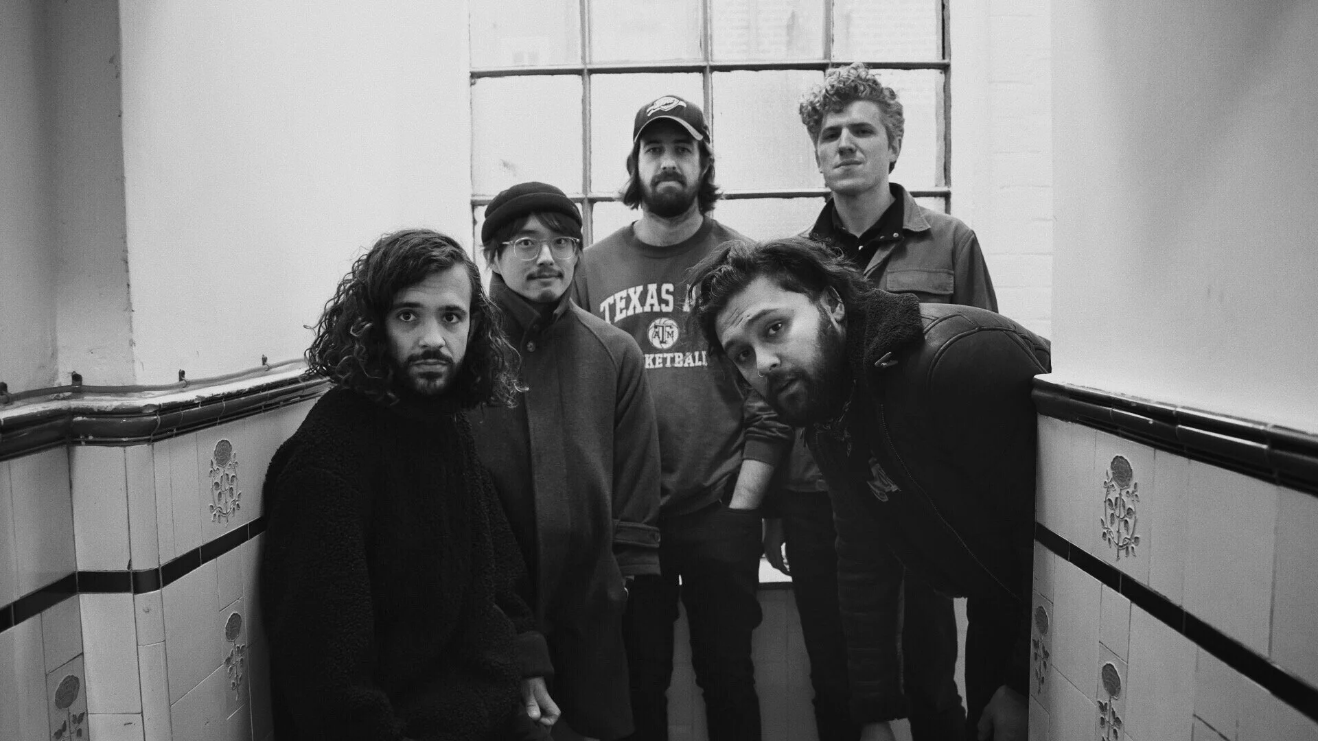 13. DECEMBER: MUMFORD AND SONS x GANG OF YOUTHS