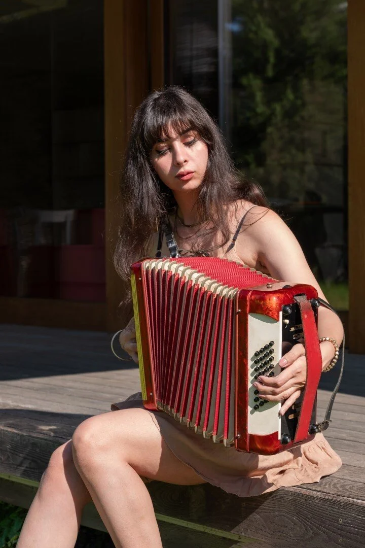 La-Becque_Yara-Asmar_photo-Aurelien-Haslebacher_6.jpg