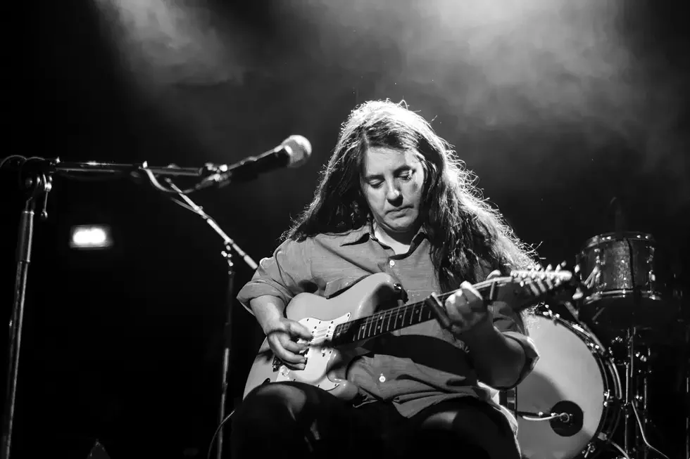 anderson-typically-keeps-her-instruments-tuned-to-open-d-or-open-d-minor-including-this-parts-s-style-6-string-she-also-has-a.webp
