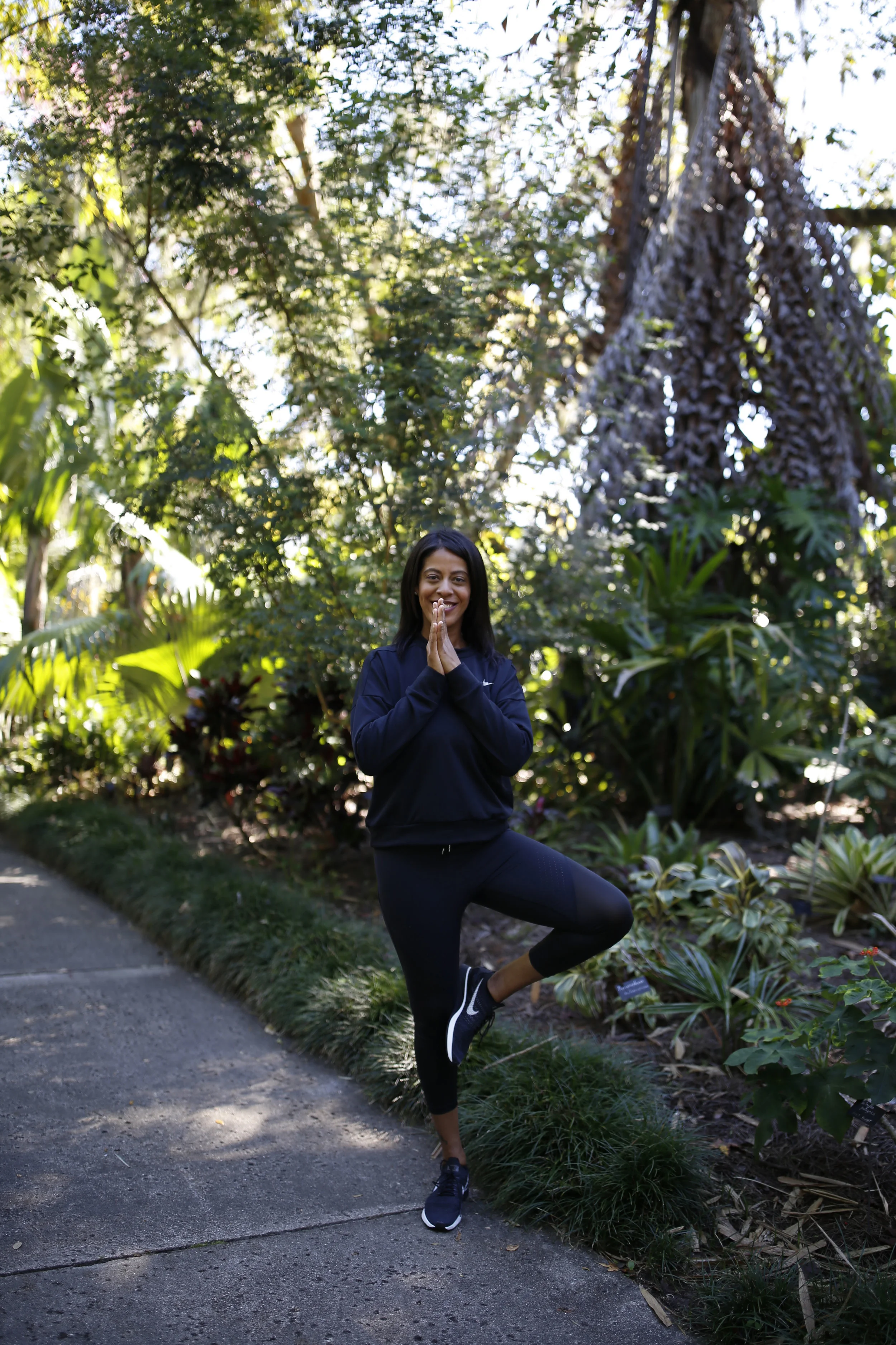 women practicing mindfulness