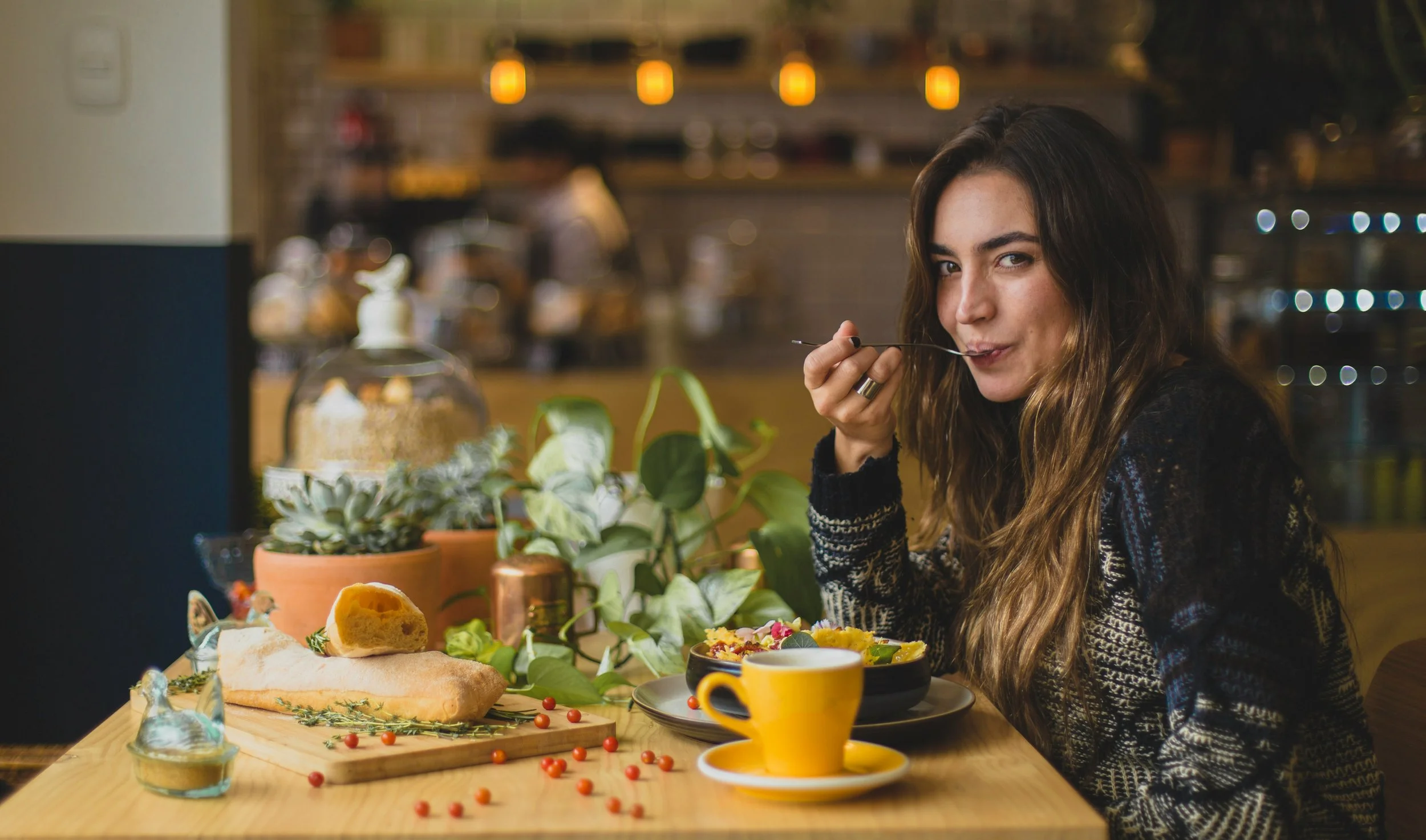 4 Mindful Ways to Stop Eating When You’re Just Bored