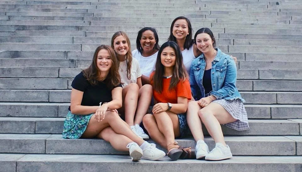 Theta seniors on the steps of Widener. All smiles for their “Last First Day of School”