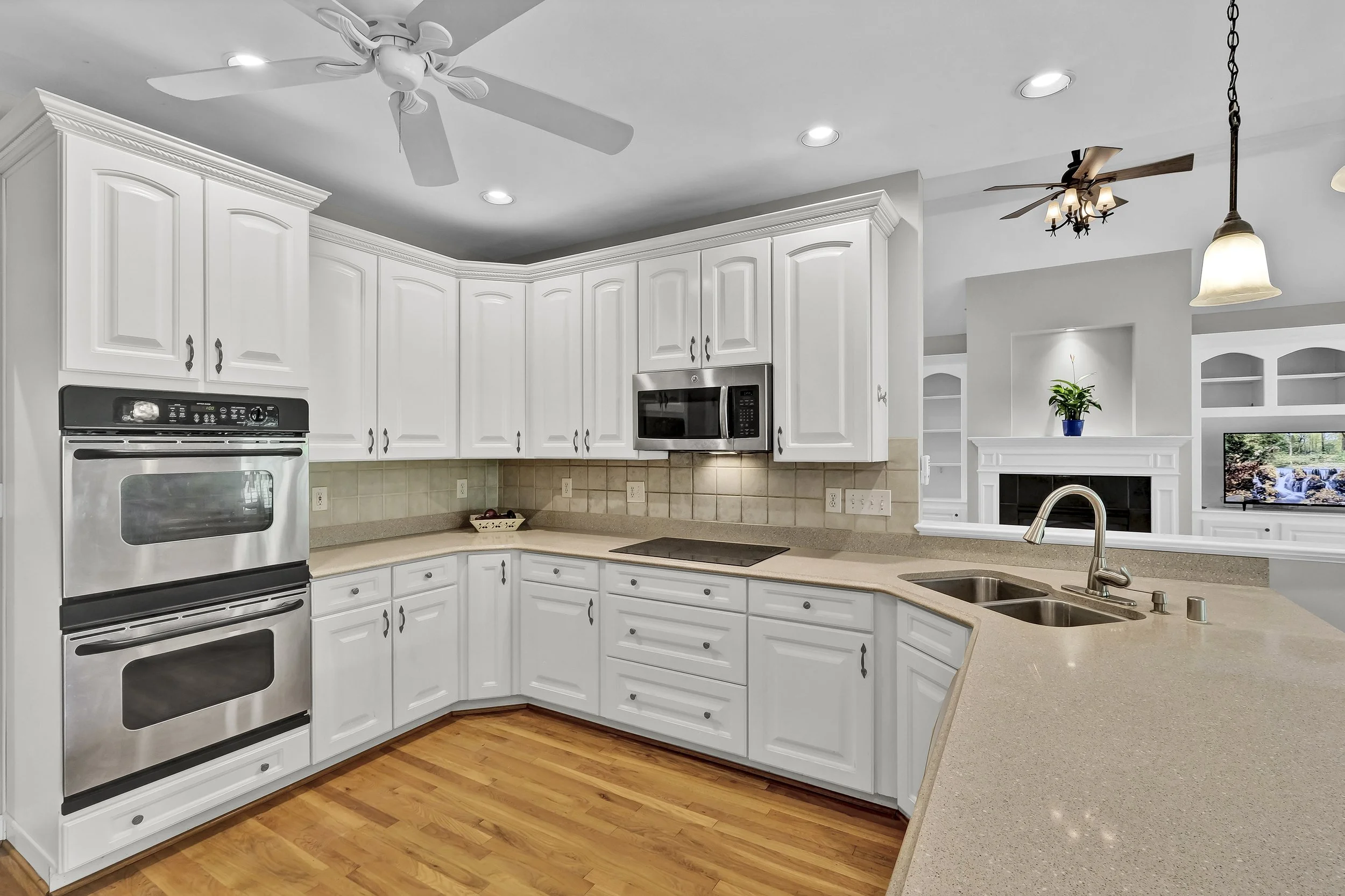 500 Wood Lake Dr.jpg
