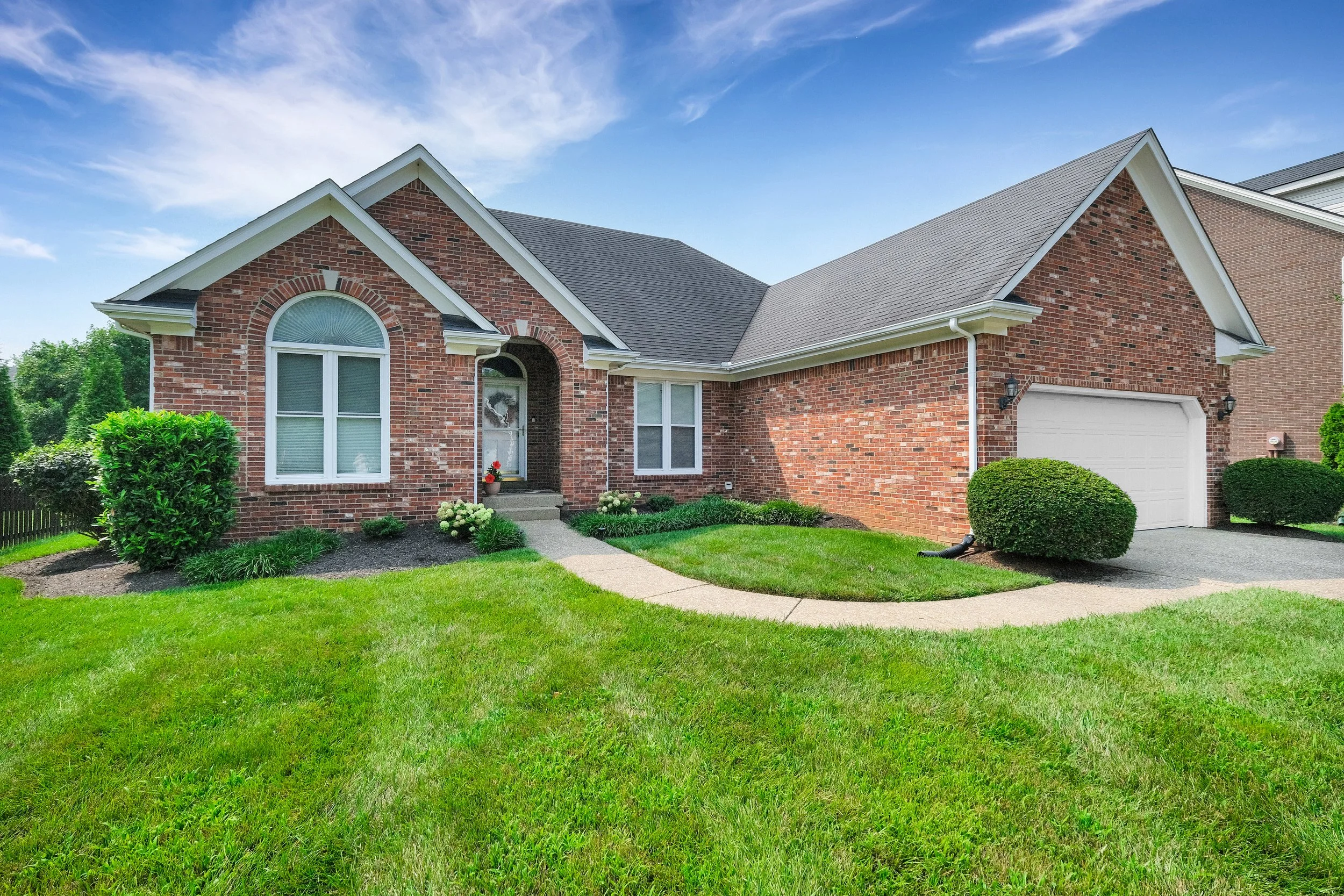 13704 Forest Bend Cir 2.jpg