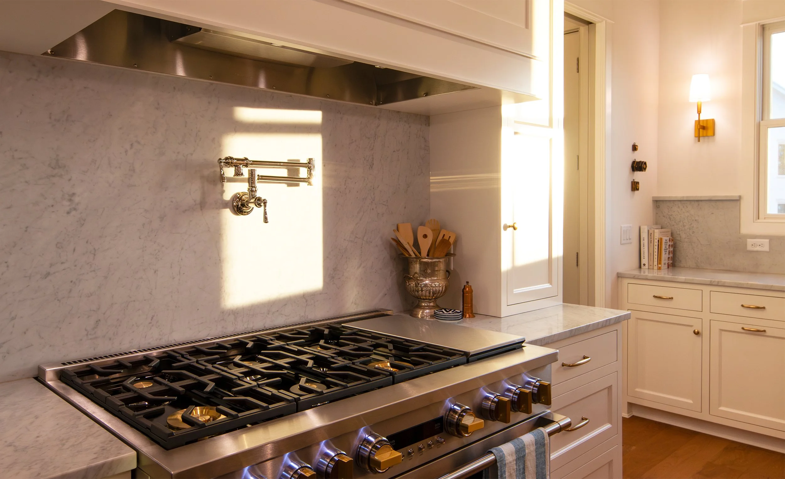 Paris_Range hood_1 copy.jpg