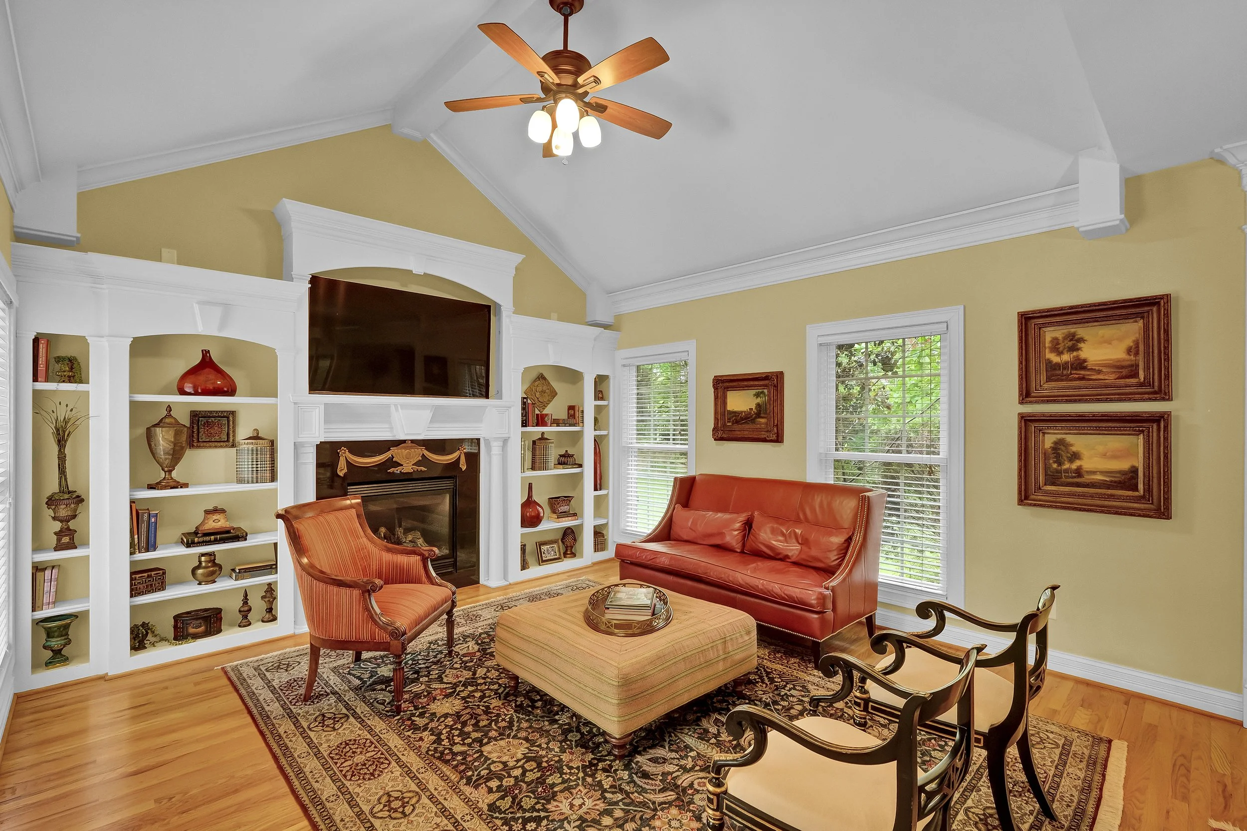 560 N Hubbards Ln 4.jpg