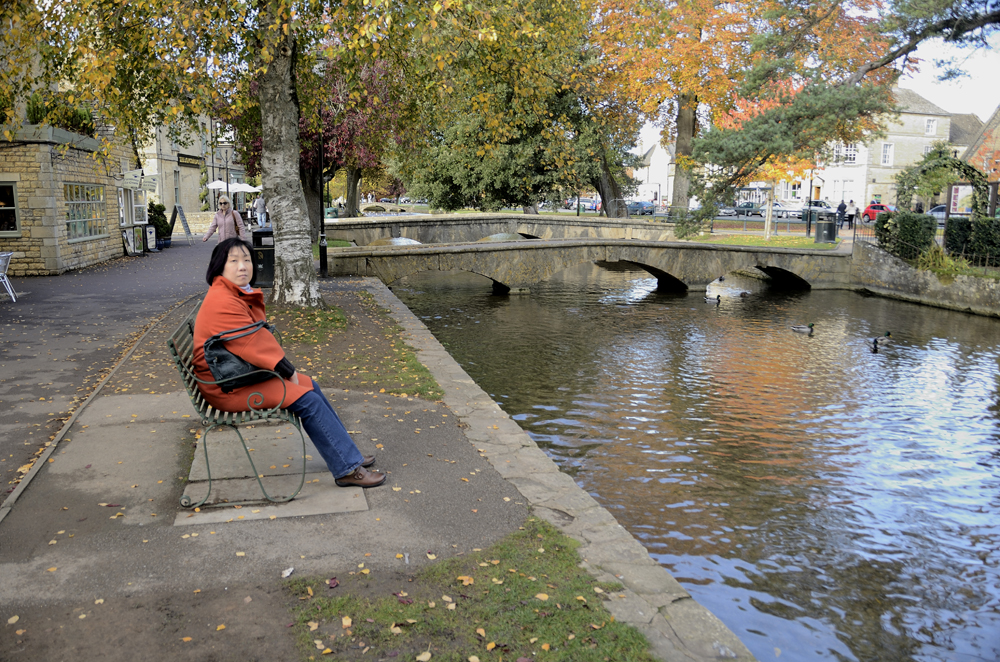 Bourton on the Water Bridge