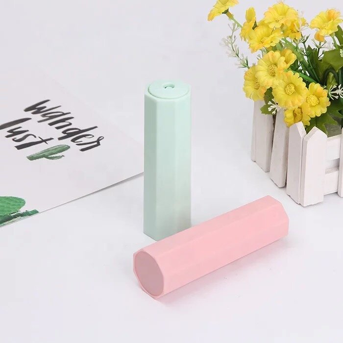 73E2C008-49C7-4FF7-A859-8986616CF13D