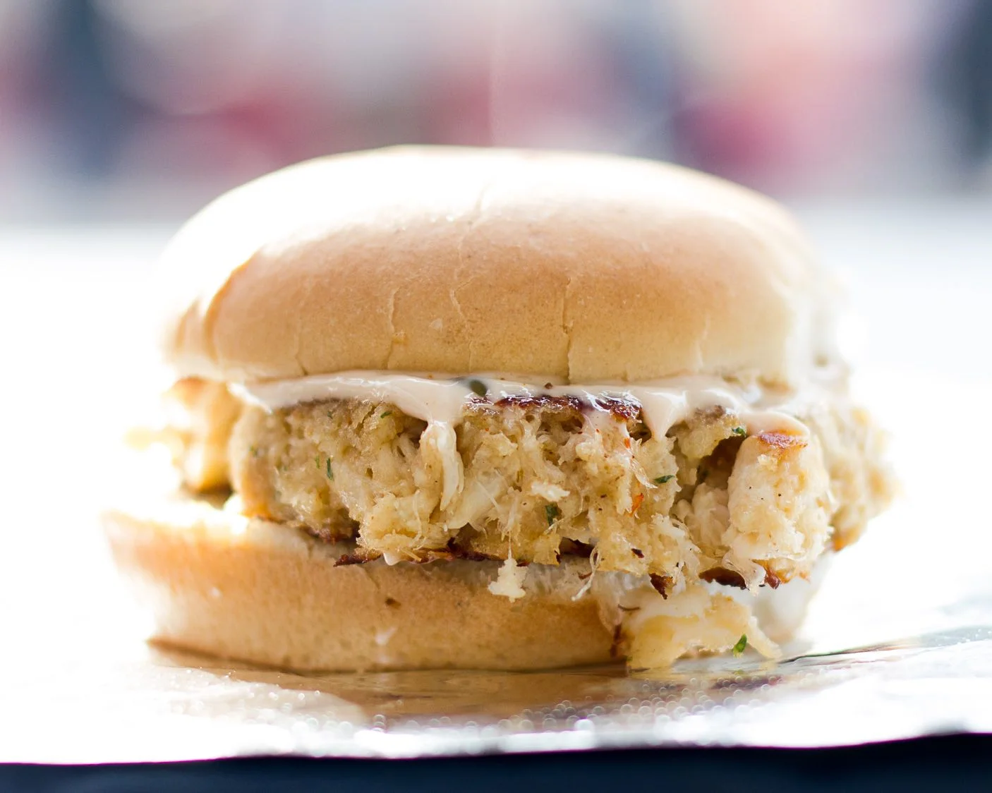 jumbo lump crab cake sandwich