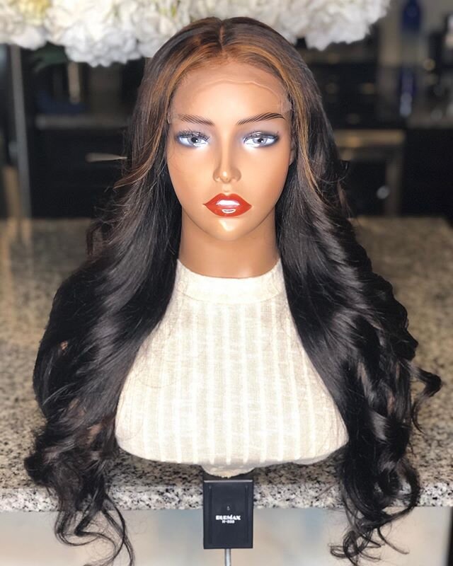 5x5 HD lace Unit &bull; Shop with 👉🏾 @therubyhaircollection &bull;
&bull;
#hairbydyon #therubyhaircollection #weave #extensions #wig #wigmaker #bundles #luxuryhair #straight #wavy #curly #deepwave #kinky #613 #closure #frontal #lace #color #hair #h