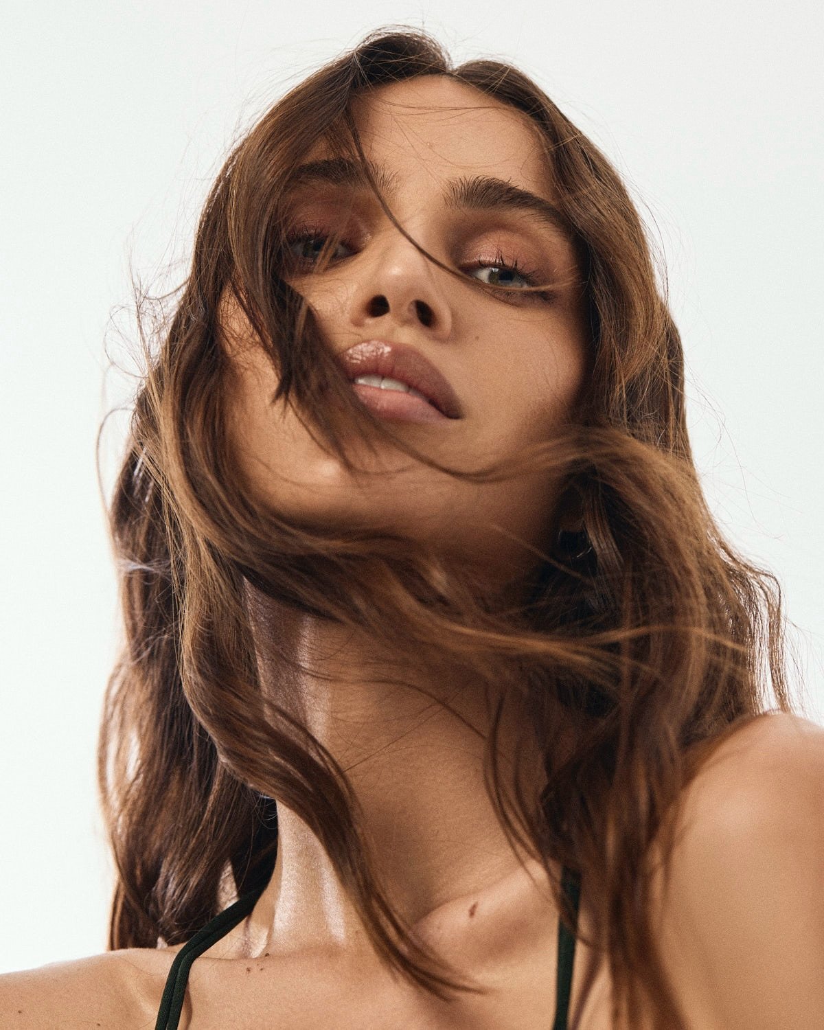 Ana 🌬️ @anadasaventuras // @lamodels 
HMUA @arosehairandmakeup