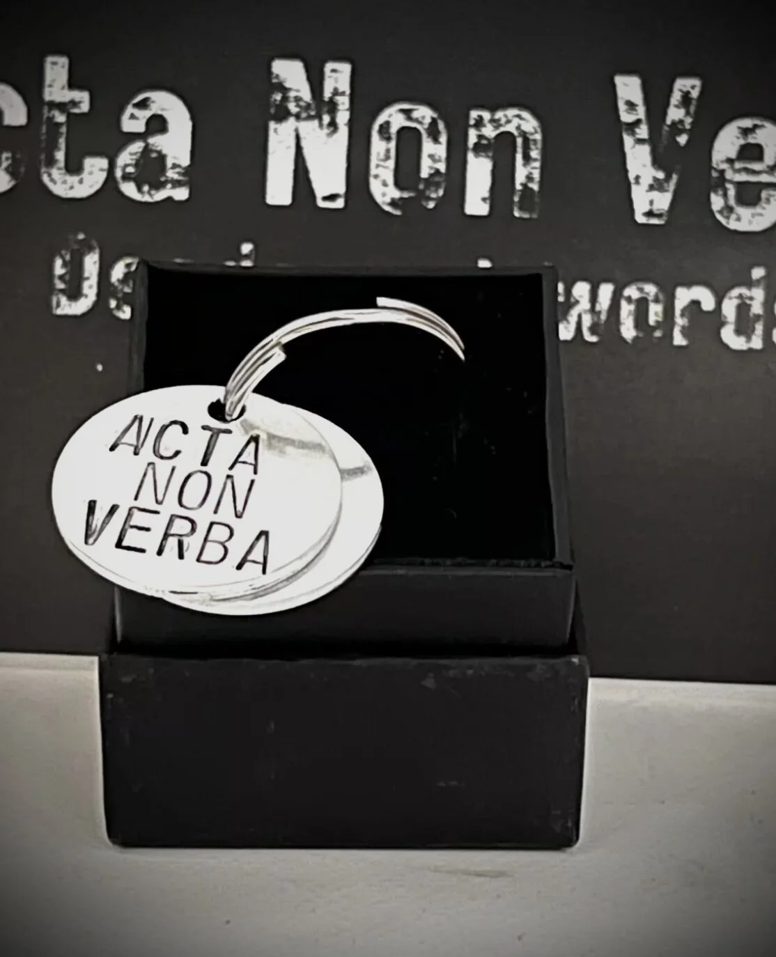 F0A1CA4C-157C-4EF1-8DF3-97940D1C319F