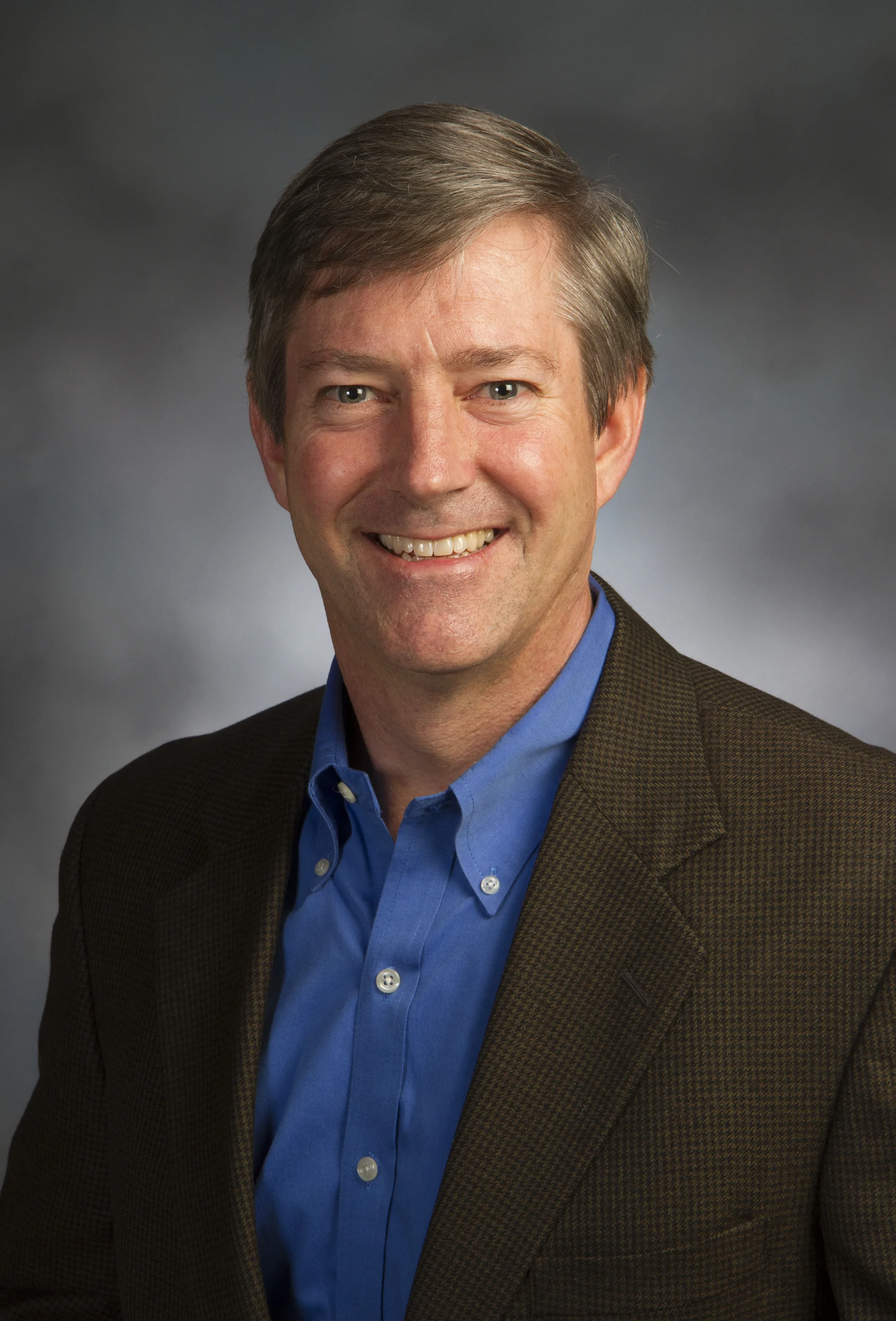 Larry Smart 300.jpg