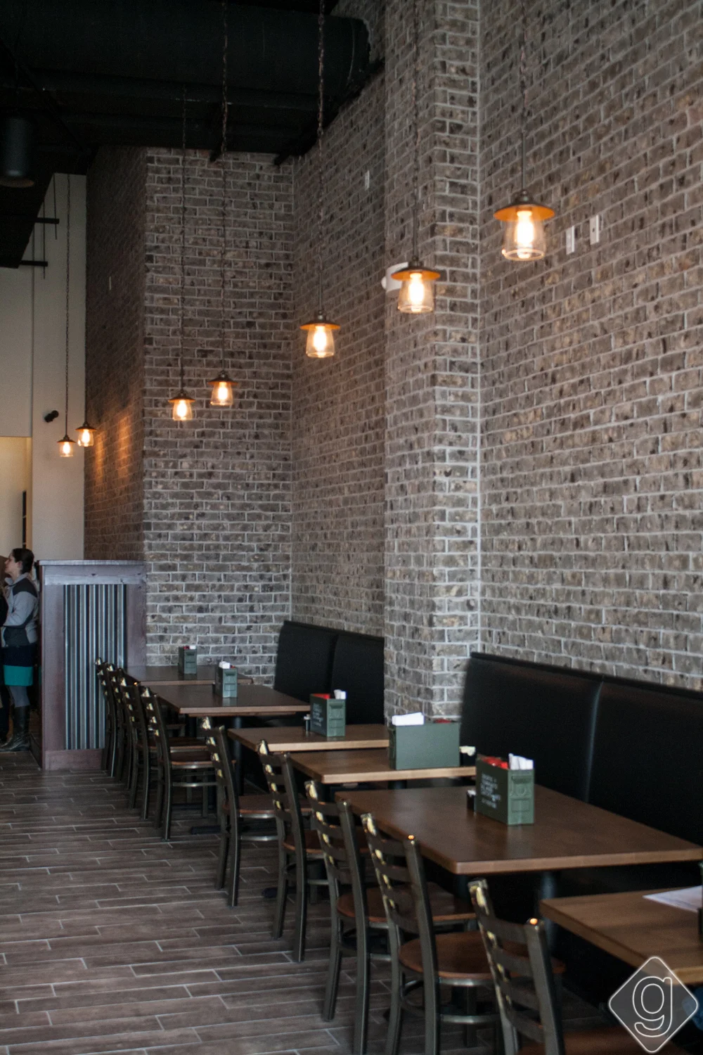 burger republic inside 3.jpg