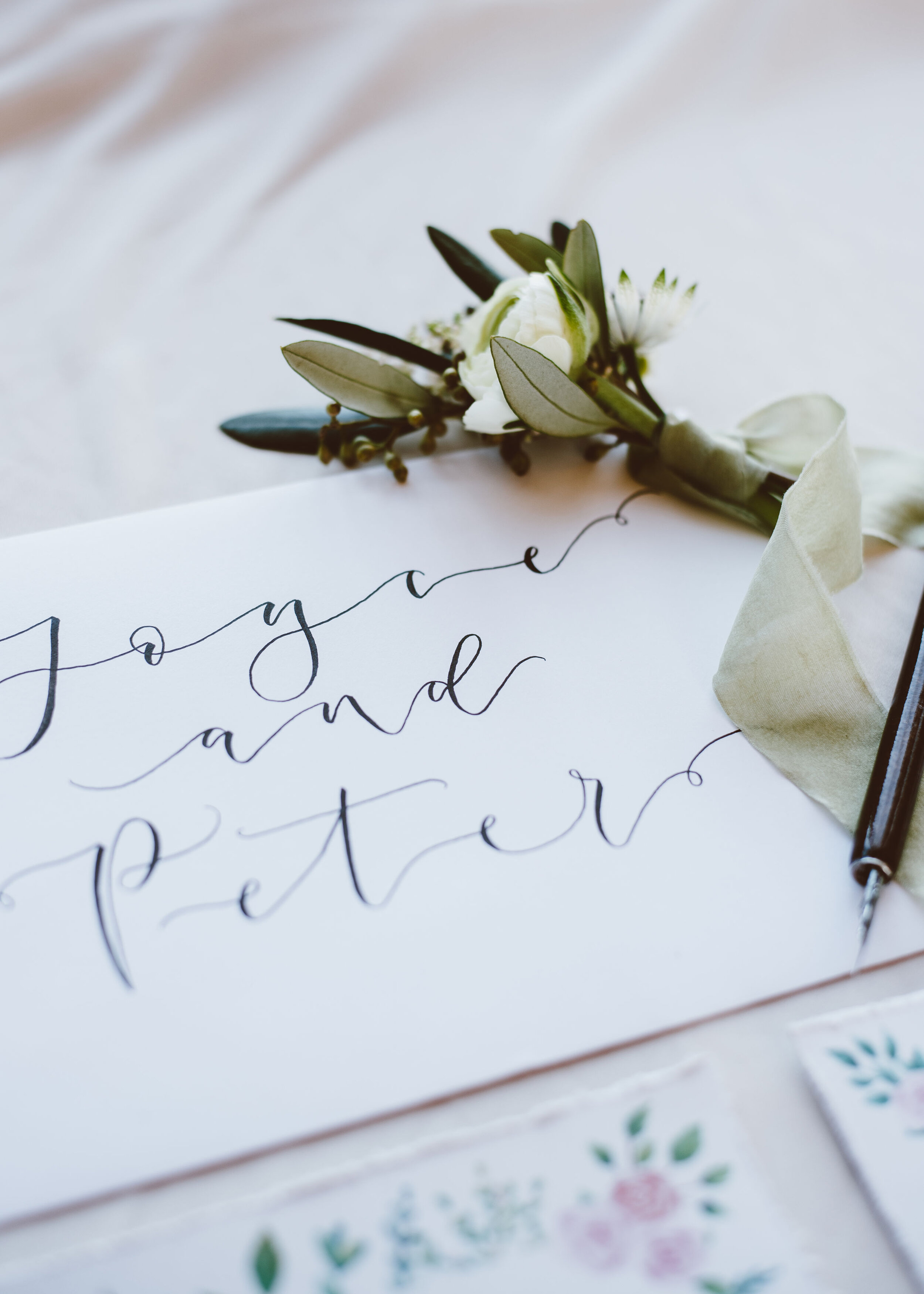 modern calligraphy envelopes for wedding stationery by The Amyverse 