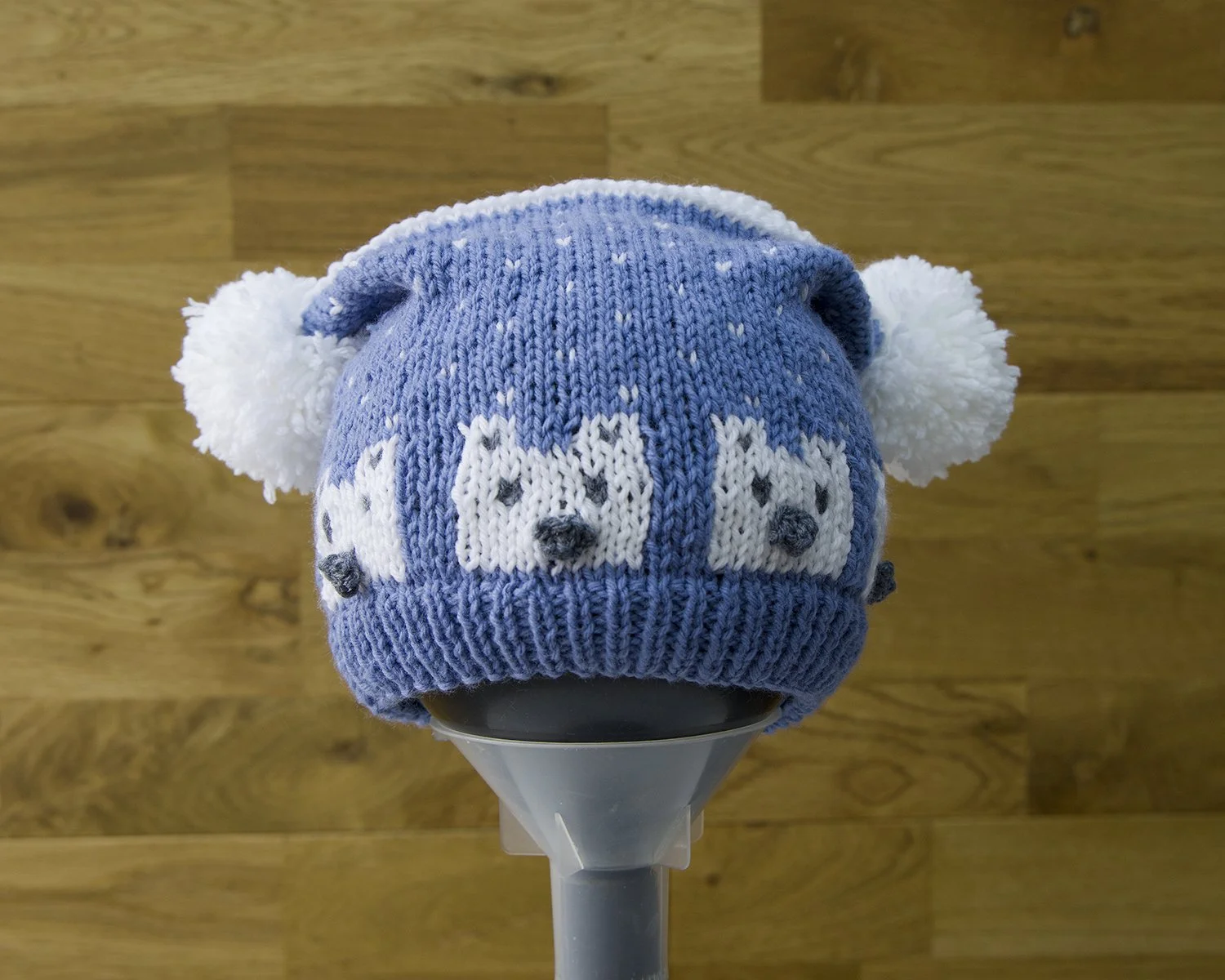P180 Polar Bear Teabag Hat.jpg