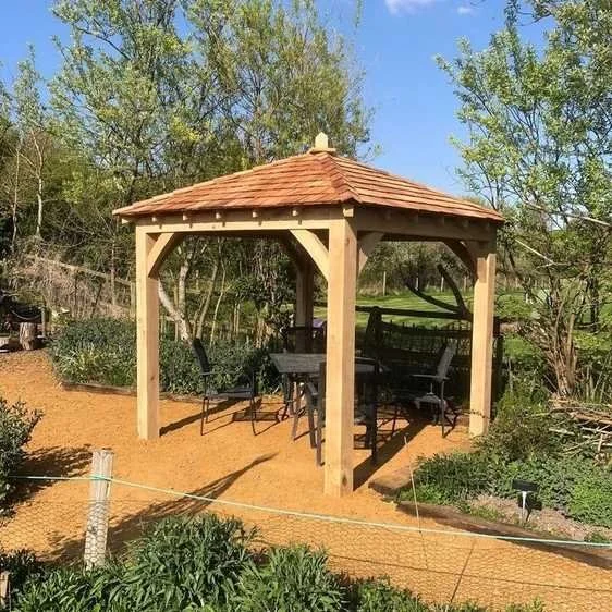 2.5x2.5 oak gazebo picture