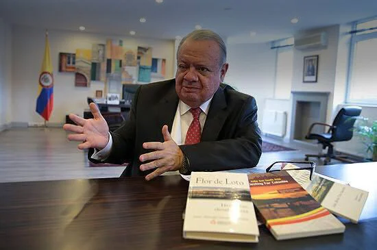 Escritor de literatura multicultural