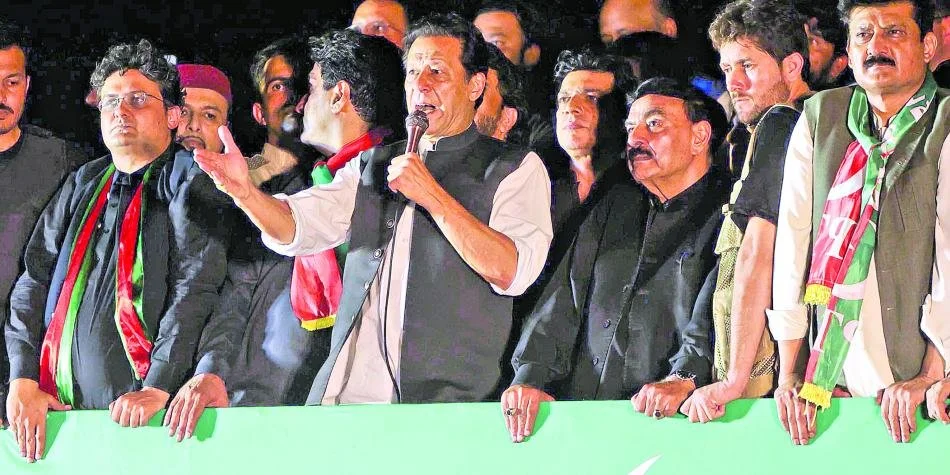 Pakistán: el momento histórico tras una conspiración fallida