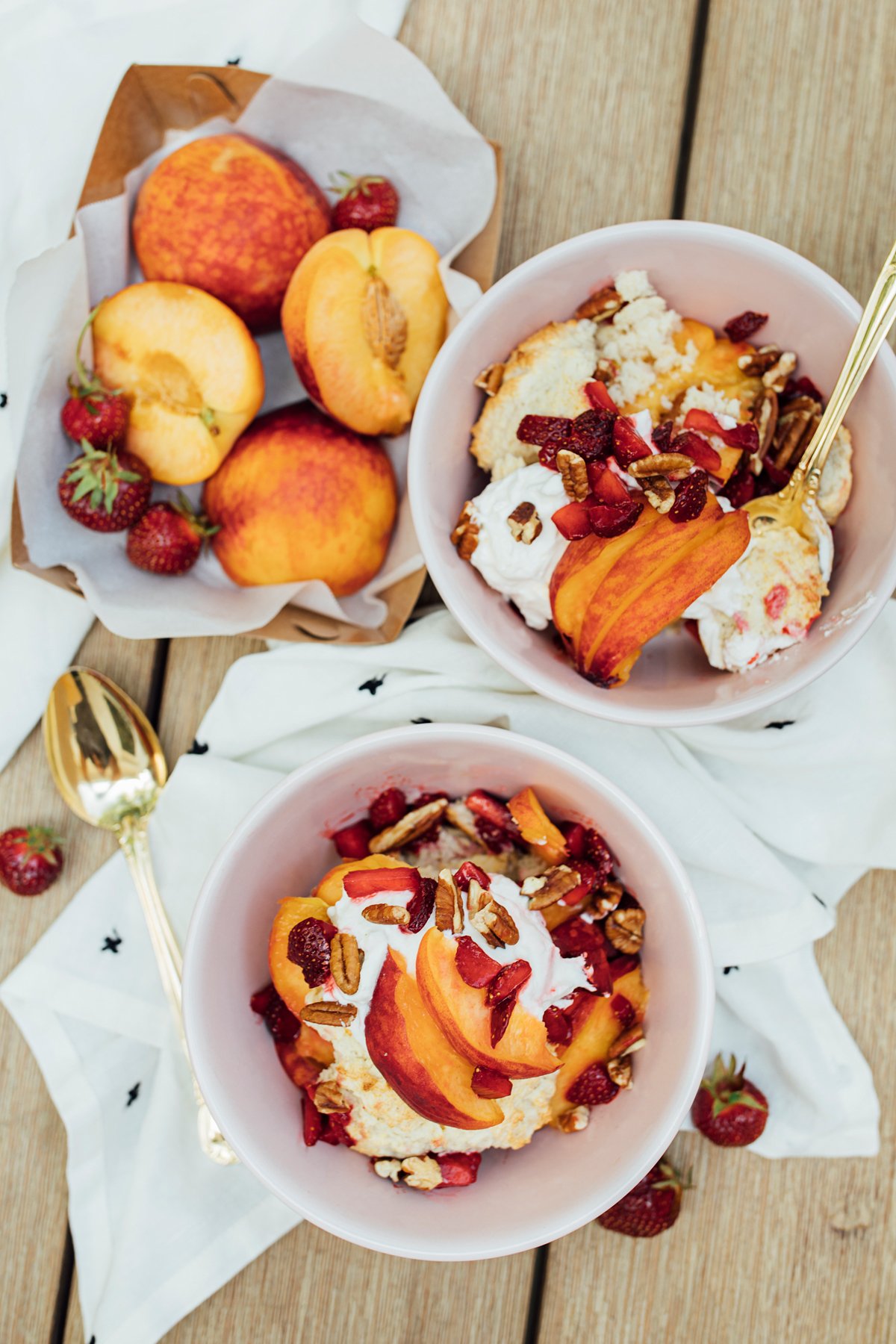 Peaches &amp; Biscuits | The Perfect Summer Dessert