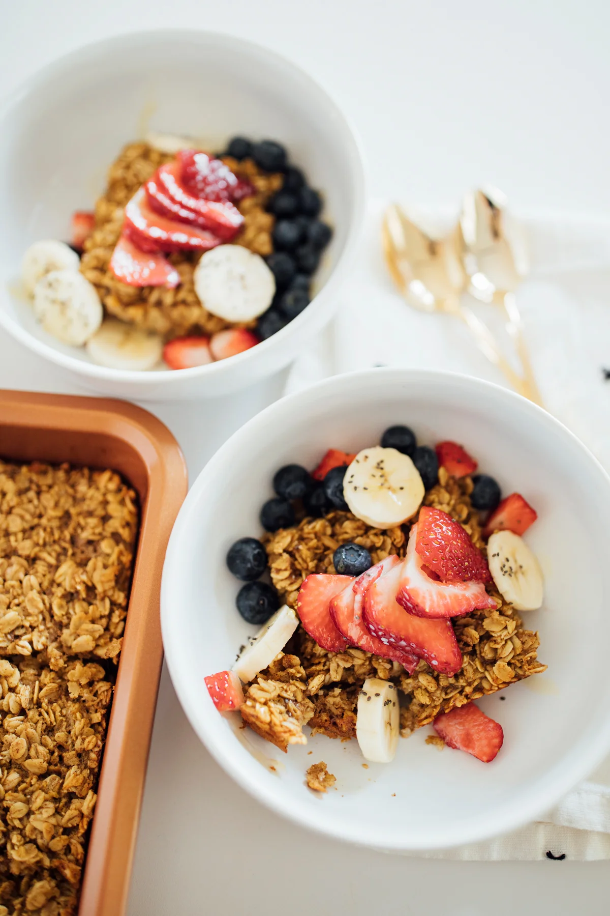 Baked Oatmeal with Berries