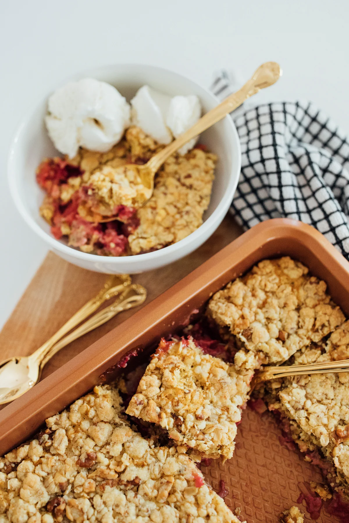 Summer Berry Crumble