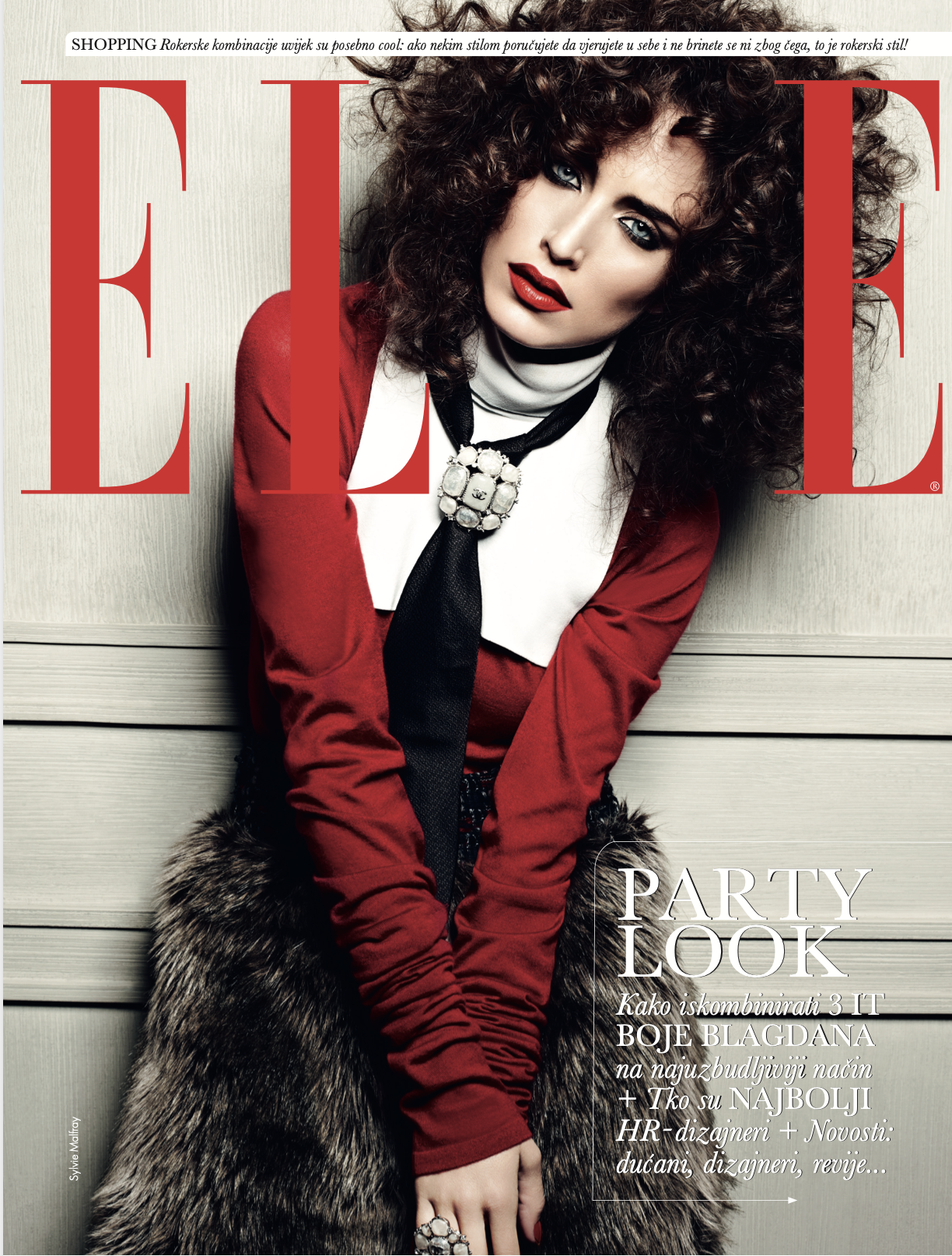 Elle-cover-hongroe-sylvie-castioni-2.png