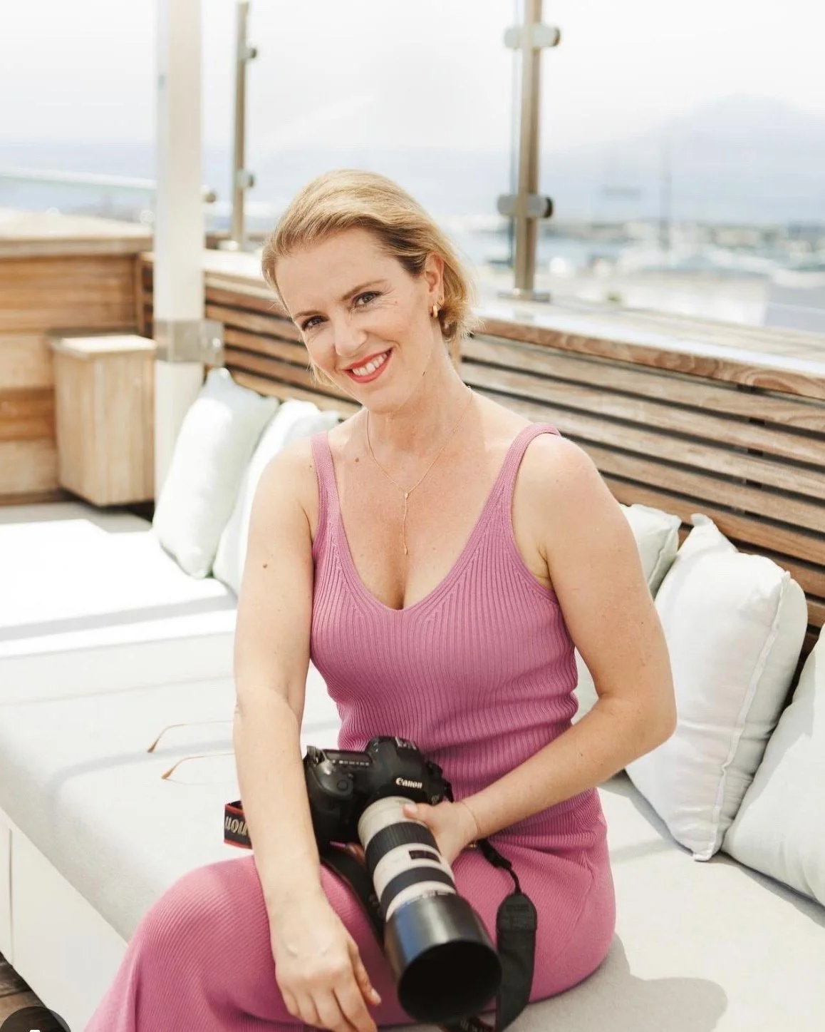 Portrait de la photographe et réalisatrice engagée pour les droits des femmes Sylvie Castioni