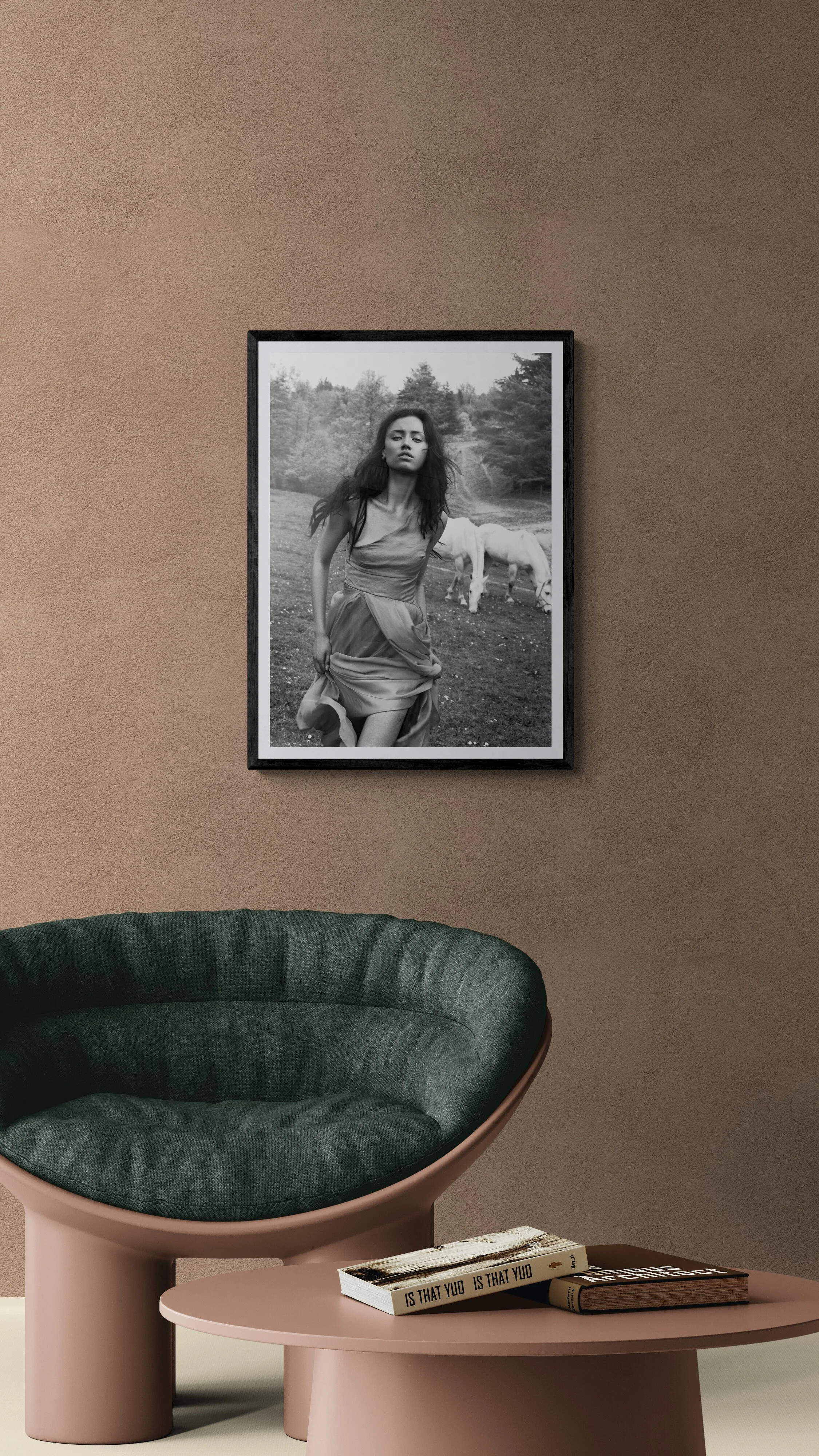 Évadée - 50 x 70 cm - Cadre noir.jpg