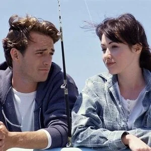 Beverly Hills, 90210. S4:E3 “The Little Fish”