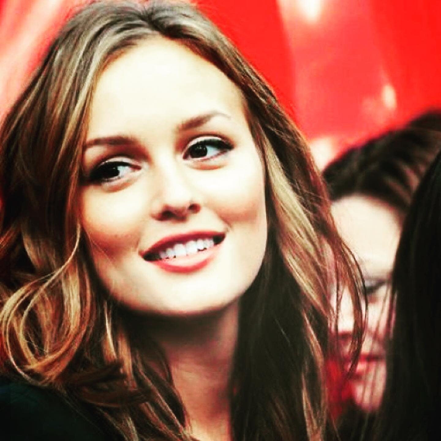 😍😍😍
&bull;
&bull;
&bull;
&bull;
&bull;
&bull;
~&bull;tvandwine.com&bull;~
&bull;
#tvandwine #tv #wine #leightonmeester  #blairwaldorf #leighton #queen #GG #gossipgirl #xoxo #beautiful #love #binge #bingewatching #bingewatch #threewordseightletters