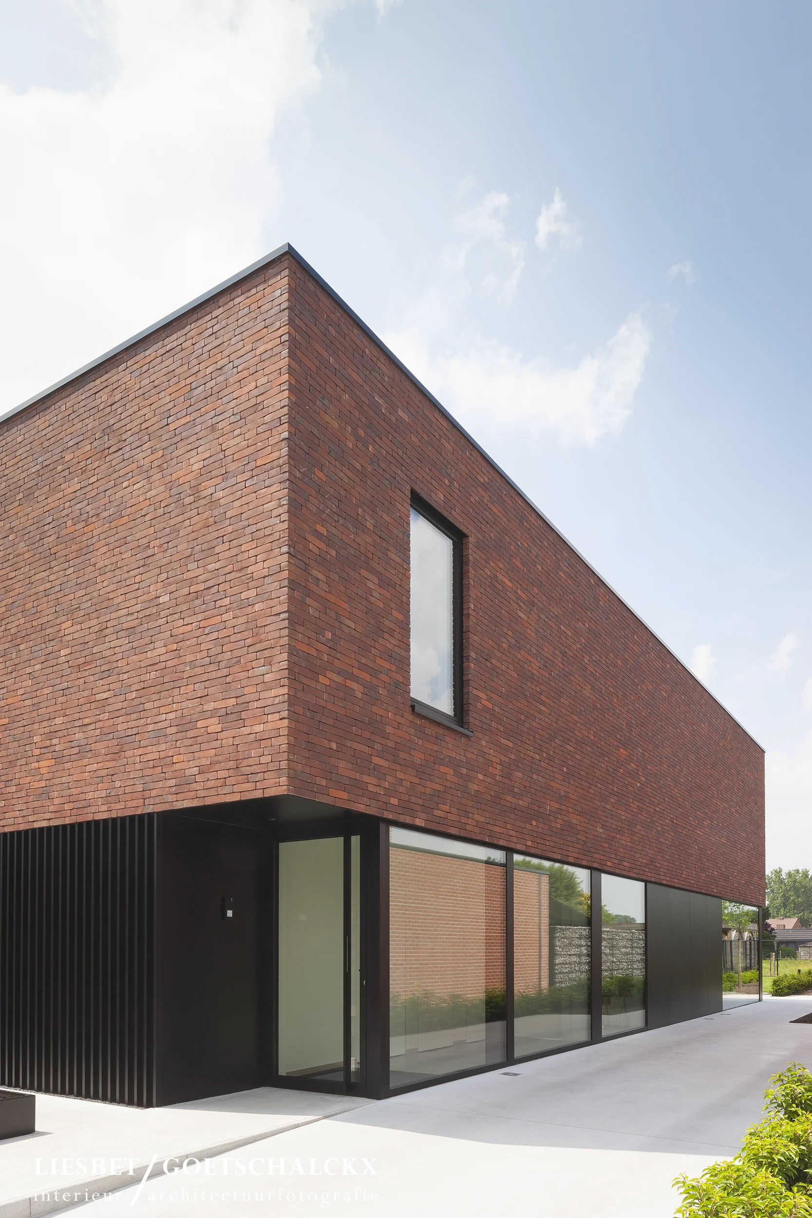 LG-SarahTheeuws-woningGeelTenAard_72dpi_watermerk-3.jpg