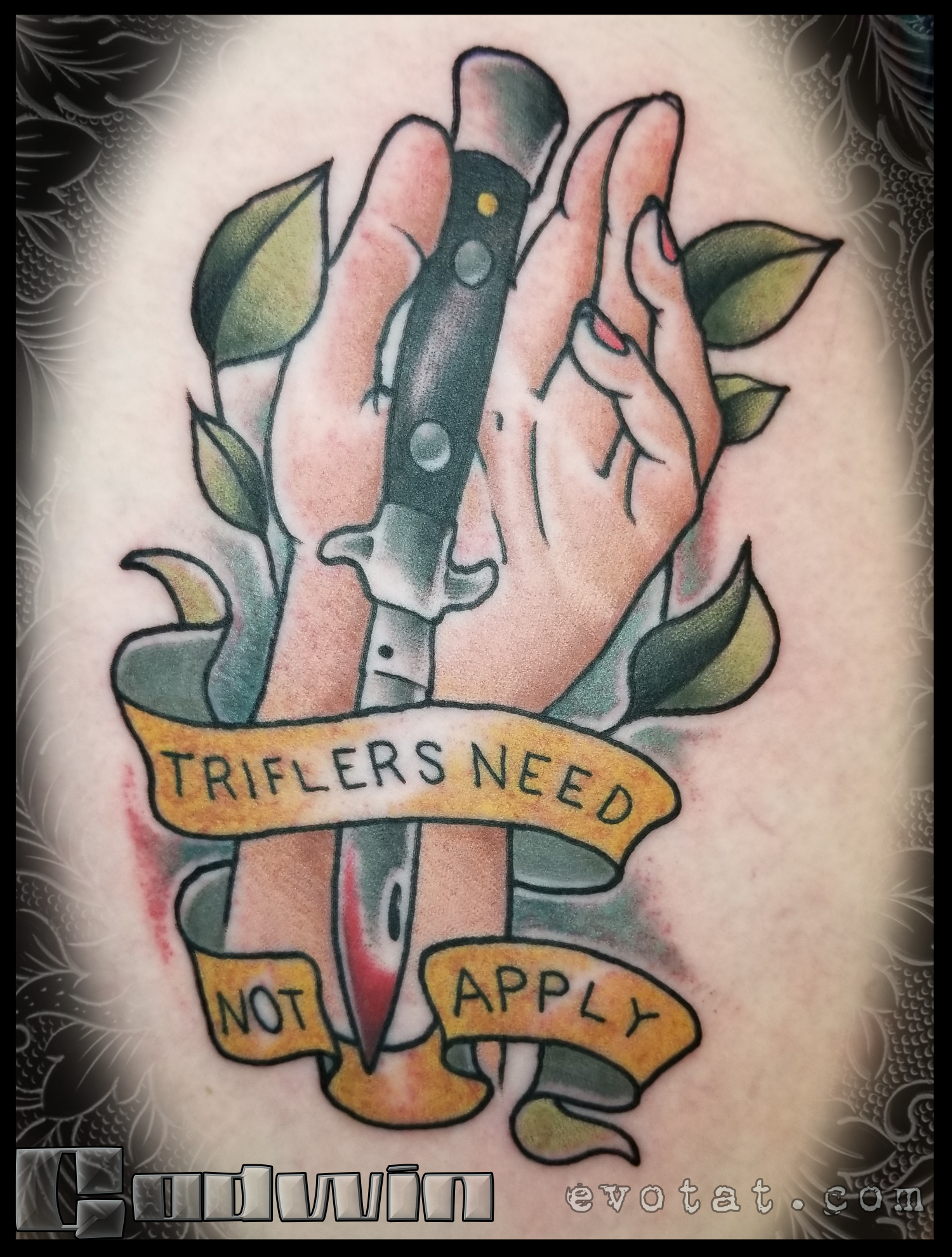 trifler hand and dagger.png