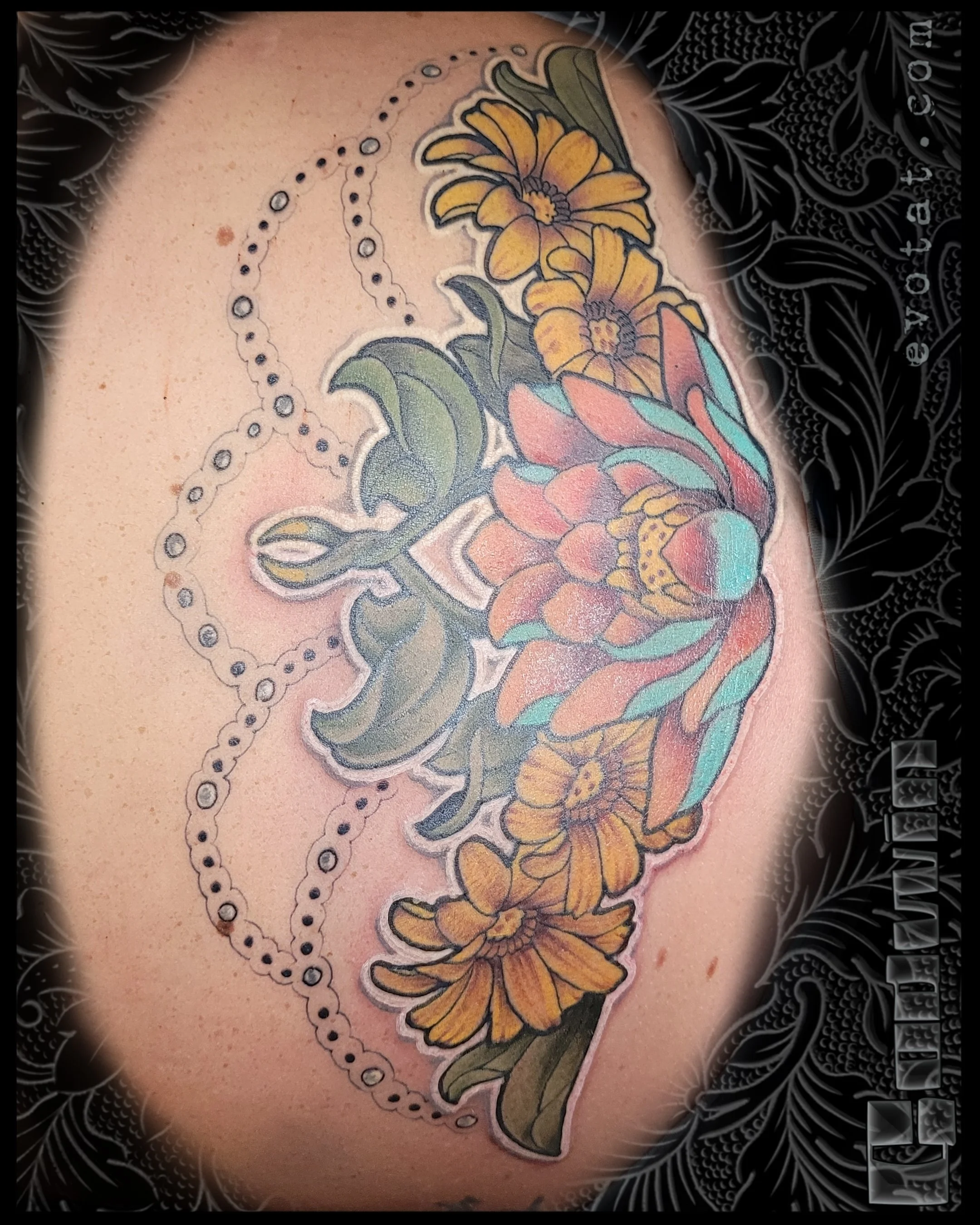 Flower underboob.jpg