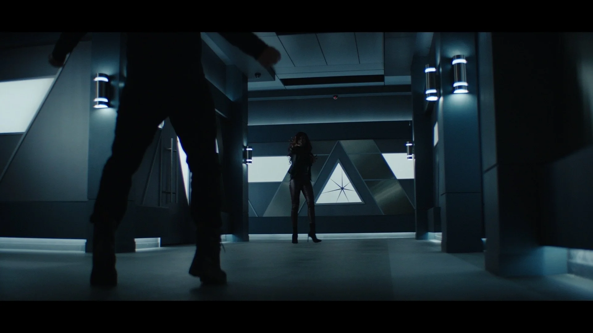 INTERIOR STAR LABS - HALLWAYS