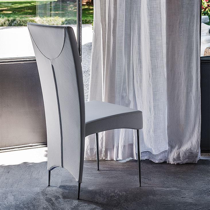 ELENOIRE CHAIR