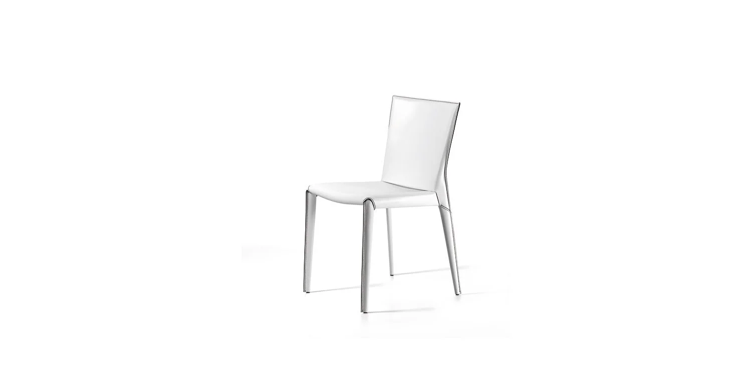 DIVINEDESIGNCENTER_BEVERLEY_CHAIR_4.jpg