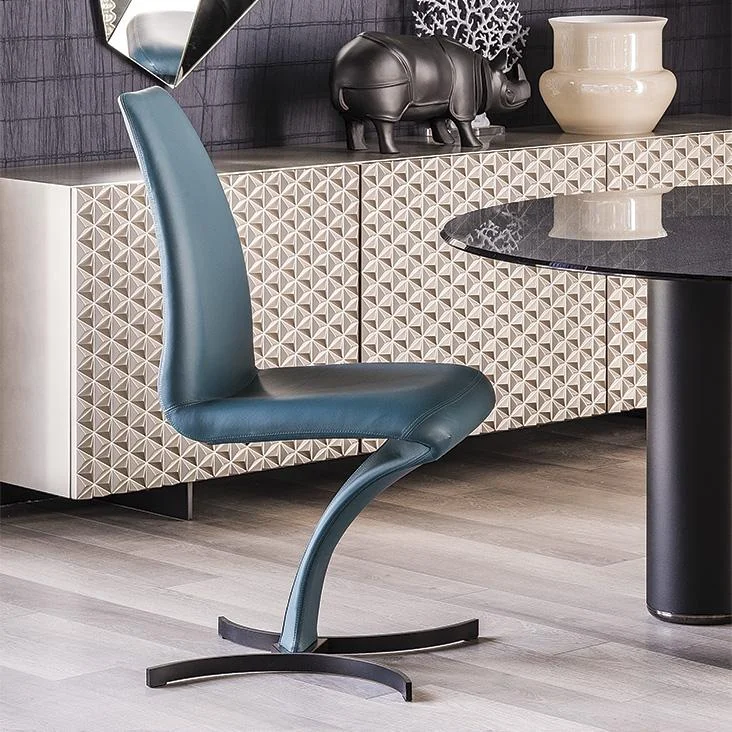 DIVINEDESIGNCENTER_BETTY_CHAIR_4.jpg