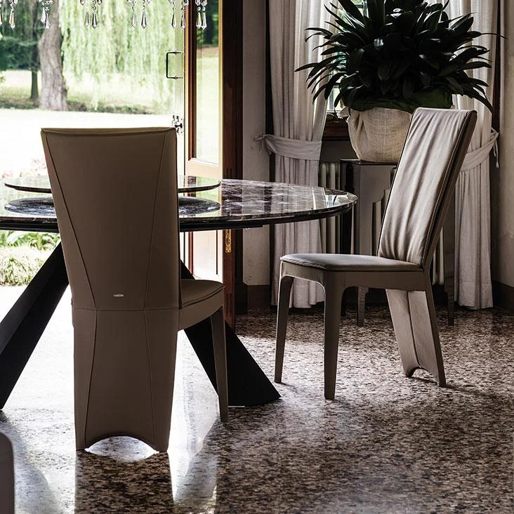 DIVINEDESIGNCENTER_AURELIA_CHAIR_1.jpg