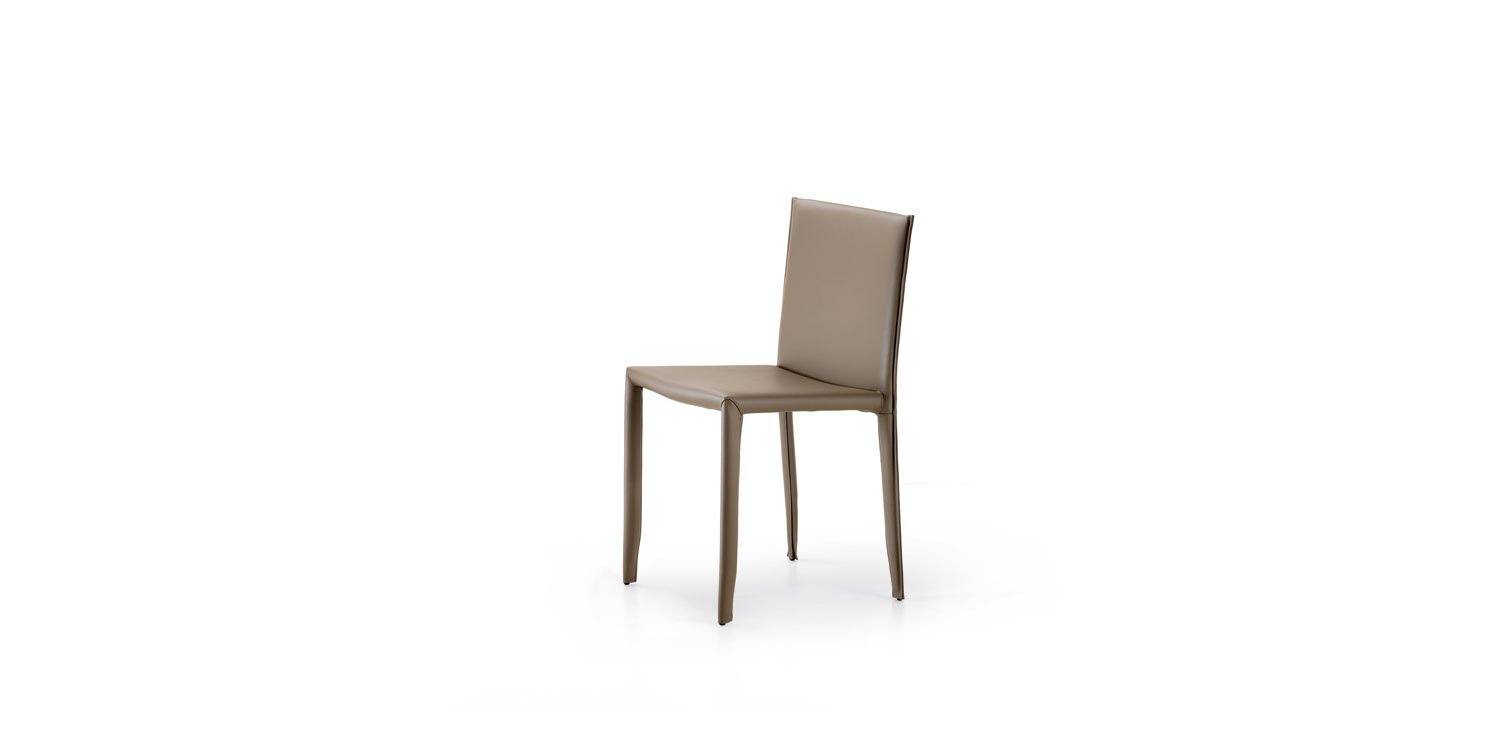 1_DIVINEDESIGNCENTER_AMY_CHAIR_3.jpg