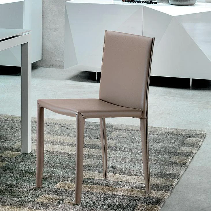 DIVINEDESIGNCENTER_AMY_CHAIR_2.jpg